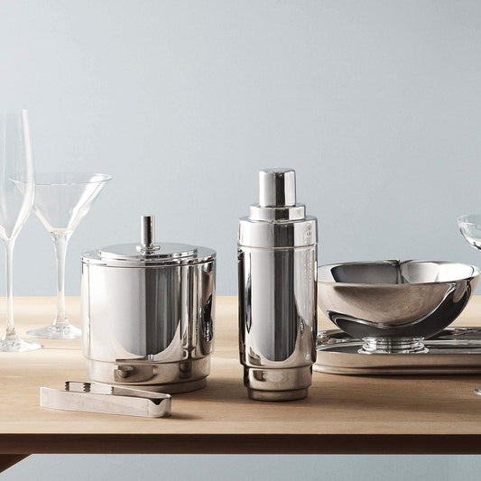 Manhattan Cocktail Shaker