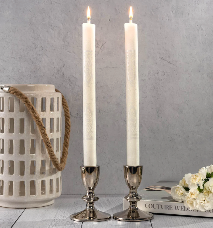 Oil-Burning Dinner Candle