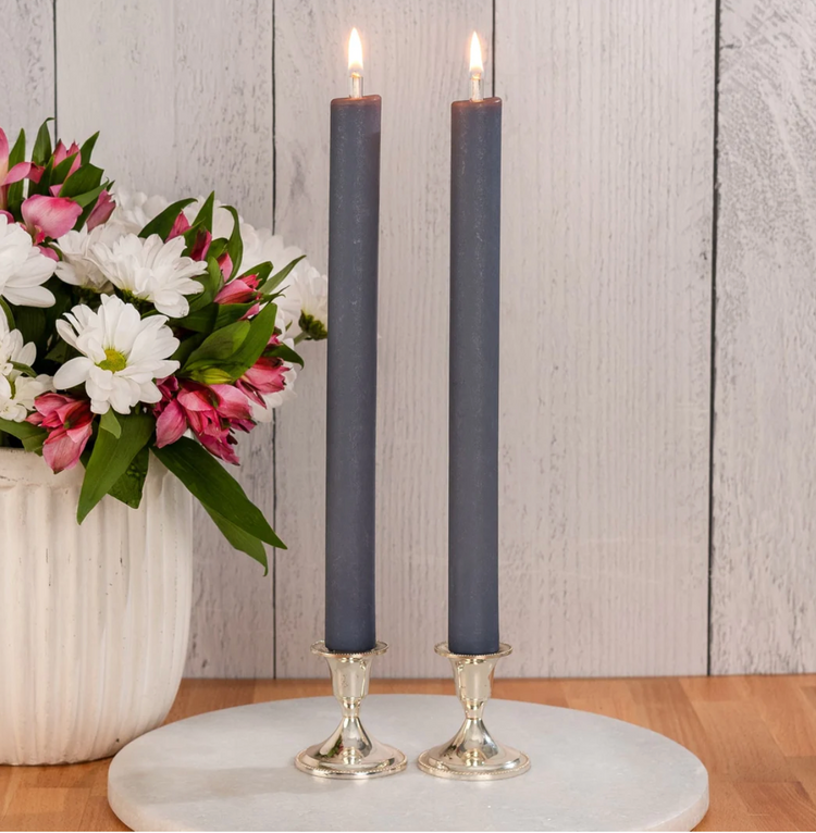 Oil-Burning Dinner Candle