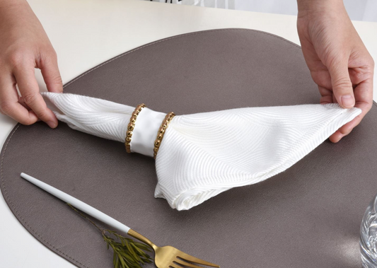 White Porcelain & Gold Napkin Rings Set (4)