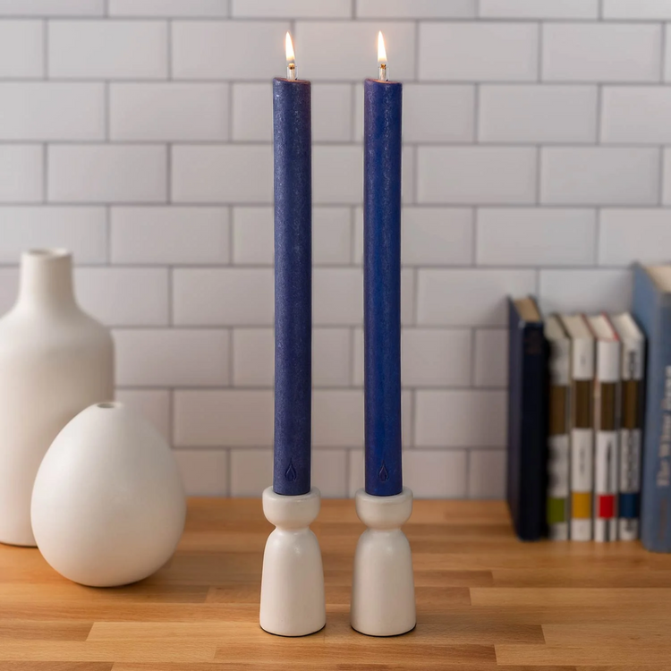 Oil-Burning Dinner Candle