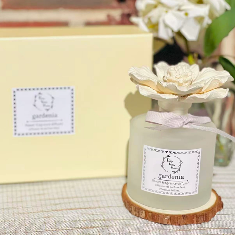 White Jasmine-Green Diffuser Set