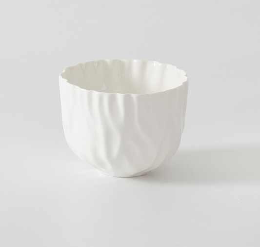 Blanc Tux Ruffle Snack Bowl