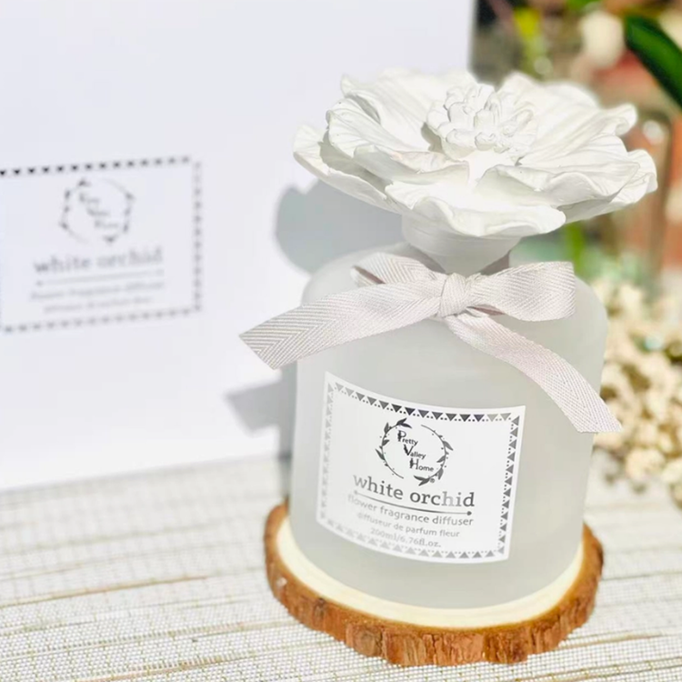 White Jasmine-Green Diffuser Set
