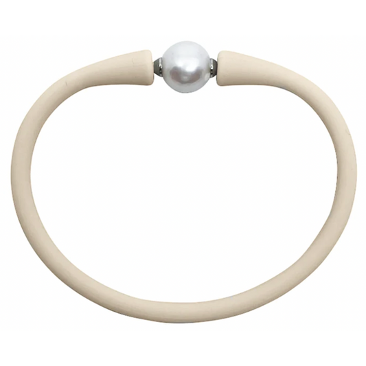 Off White/White Pearl Bracelet